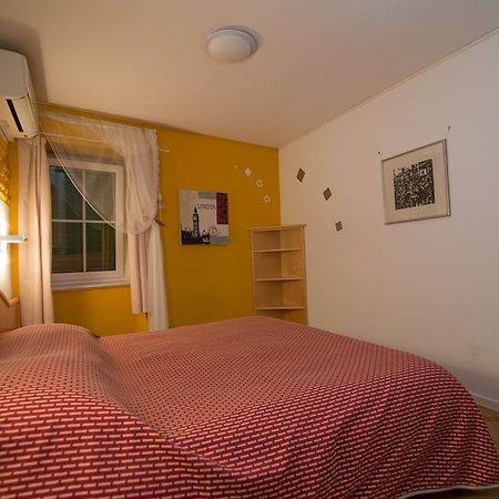 Bed&Breakfast Saturn Lussingrande Esterno foto