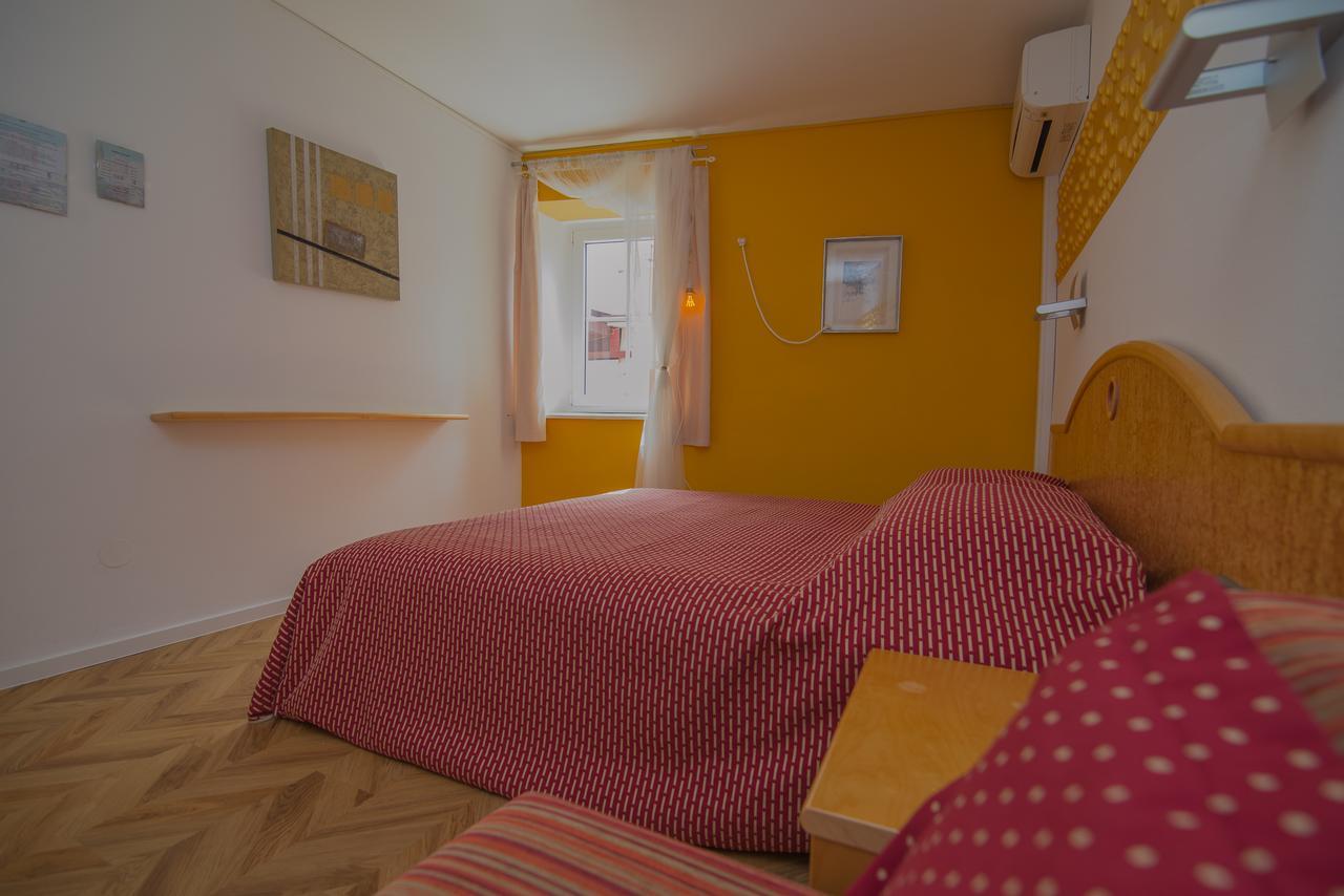 Bed&Breakfast Saturn Lussingrande Esterno foto
